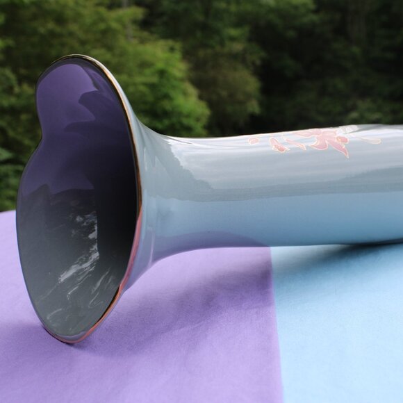 Pastel Floral Vase - Picture 5 of 7